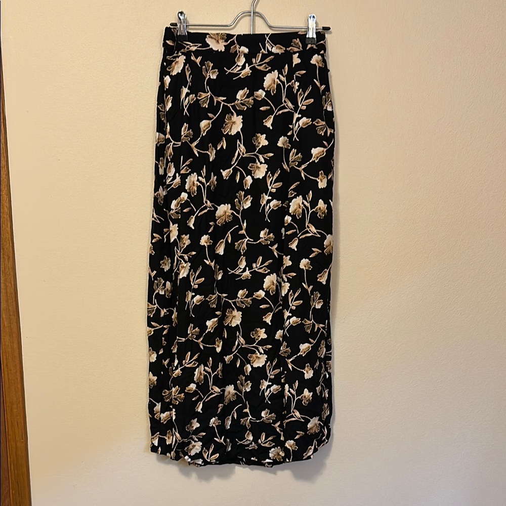 Saltwater LUXE | Floral Black and Cream Women's Skirt
